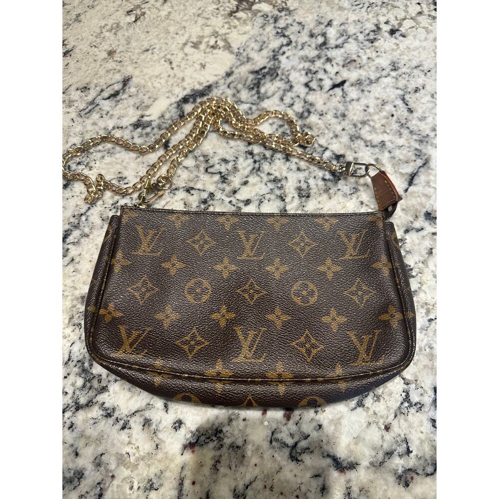 Louis Vuitton Pochette with Chain VGUC COA